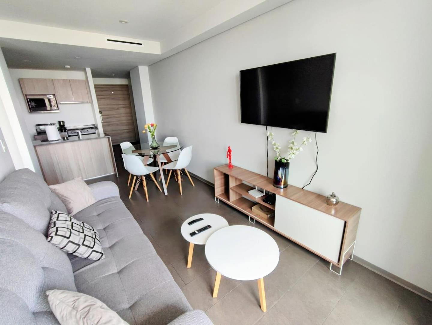 Alluring Views, Luxuriously Appointed In Polanco Mexico City Luaran gambar